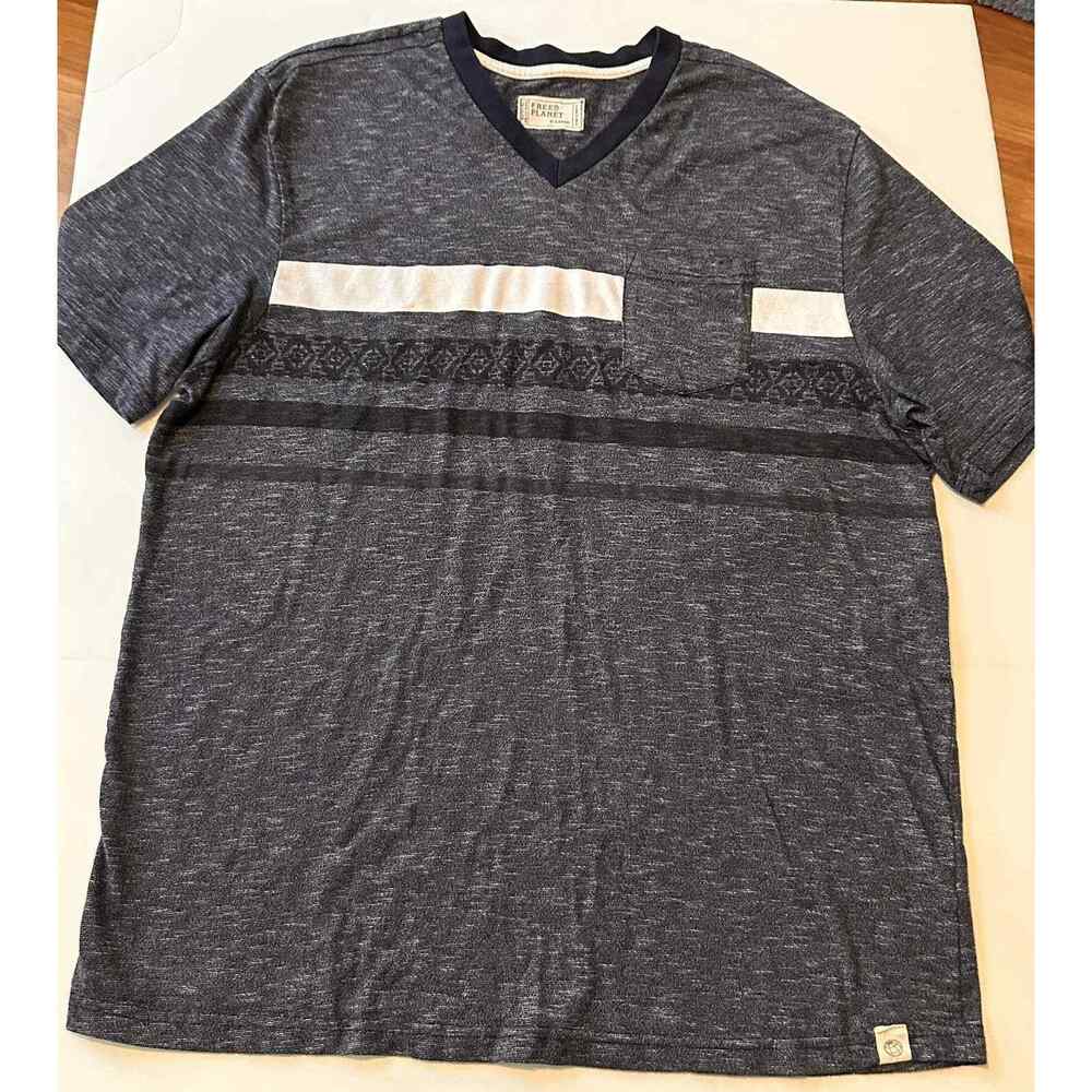 Free Planet T-shirt Mens X Large Blue Preppy Cottage core Classic core Hawaiian